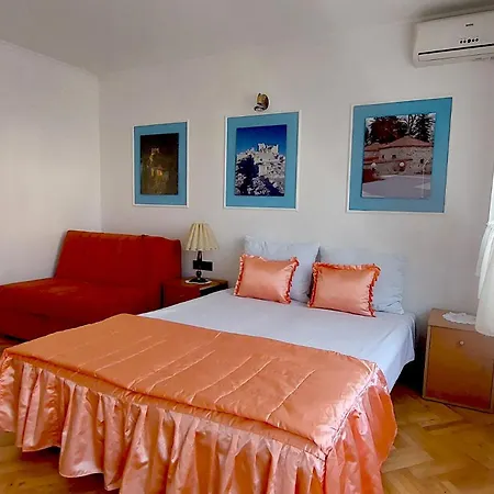 アパート Harmonija - ソコバニャ